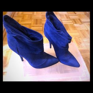 Suede royal blue Aldo pointy tip boots